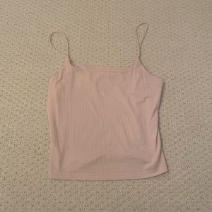 pink tank top
